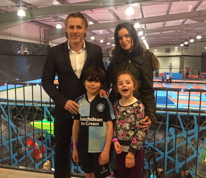 Gareth Ainsworth Family