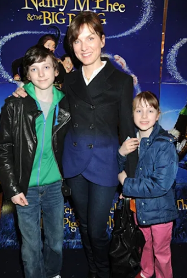 Fiona Bruce with her two children