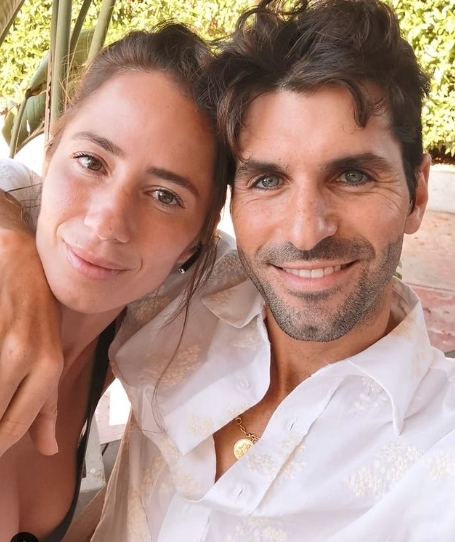 Jaime Alguersuari and his girlfriend