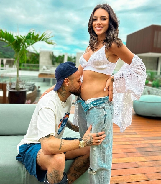 Bianca Biancardi and her boyfriend, Neymar Jr. are expecting their first baby together