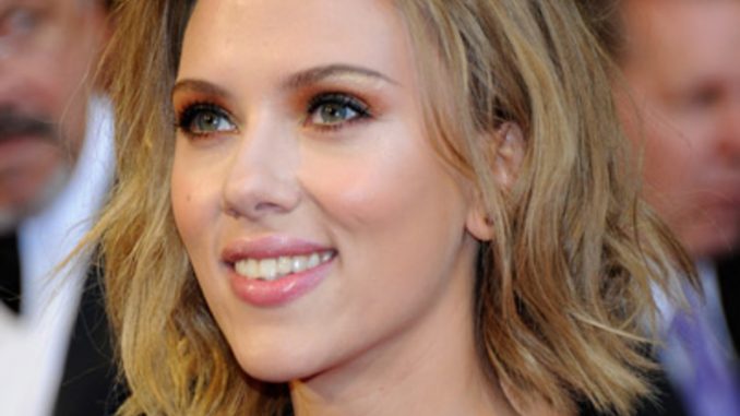 Scarlett Johansson’s Wiki: Net Worth, Husband, Daughter, Baby, Kids, Child