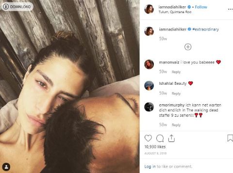 Nadia Hilker share several picture of her friend. 