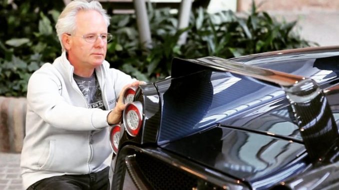 Horacio Pagani is married and has two sons