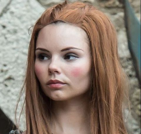 Eline Powell as Bianca in red hair.