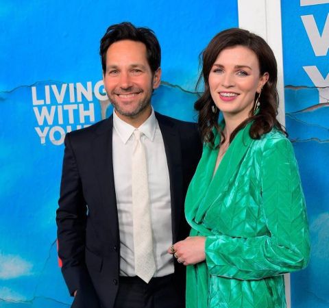 Paul Rudd in black suit with Aisling Bea on a green dress.