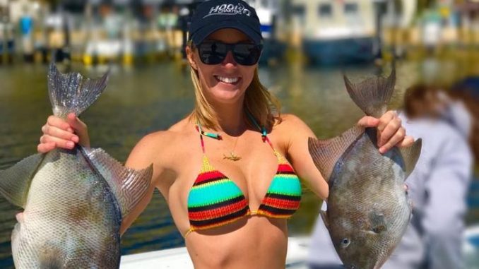 Vicky Stark is the upcoming fisherwoman model having handsome net worth of $250,000.