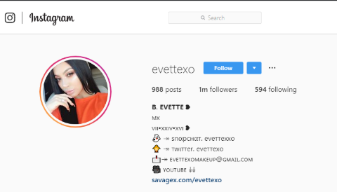 Evettexo earns $2000 to $3500 from her Instagram which has over 1 million followers.