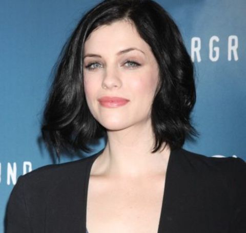 Jessica De Gouw is portraying the role of Louisa in the series The Drovers Wife