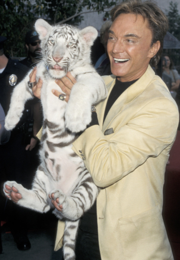 Roy Horn With White Tiger