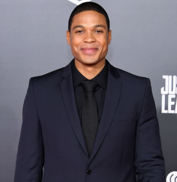 Ray Fisher (Actor) - Bio, Net Worth, Dating, Girlfriend, Relationships, Gay,  Family, Parents, Accusations, Ethnicity, Age, Facts, Wiki, Height, Career -  Wikiodin.com
