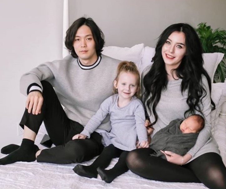 Jihoon Lee family