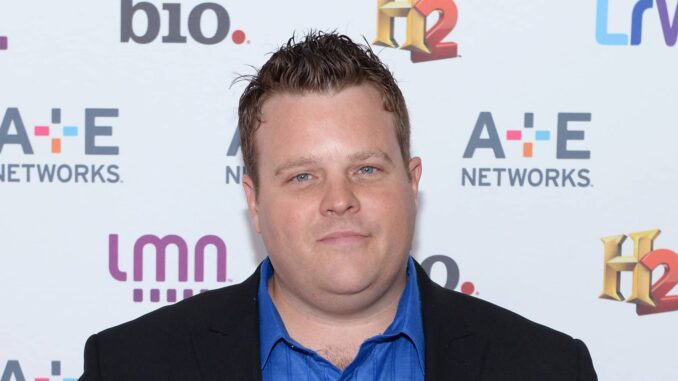 age, net worth, family. Is Adam Bartley married?