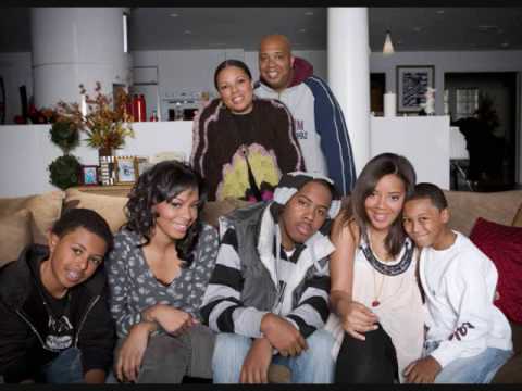 Simmons's family