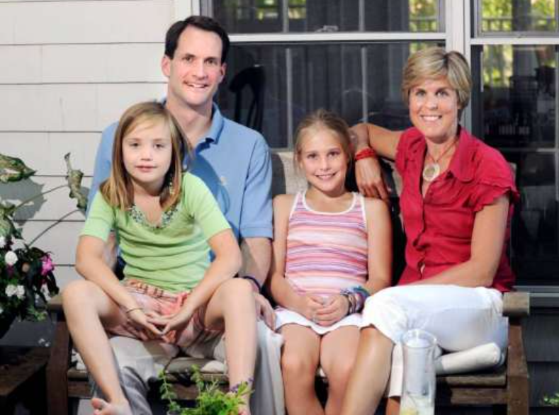 Jim Himes with his family