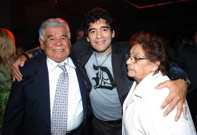 Diego Maradona parents
