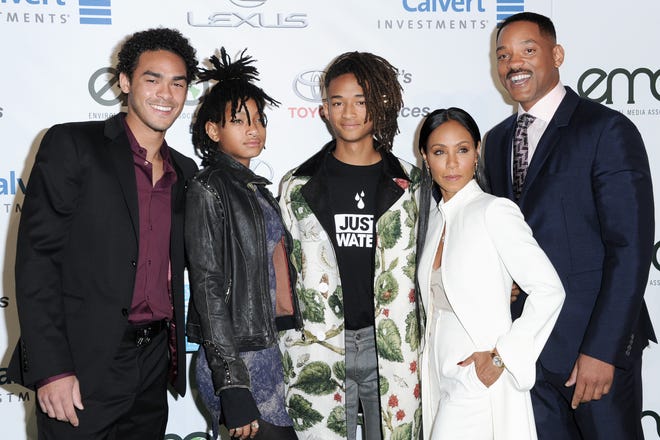 Trey Smith with her father and step-mother and siblings