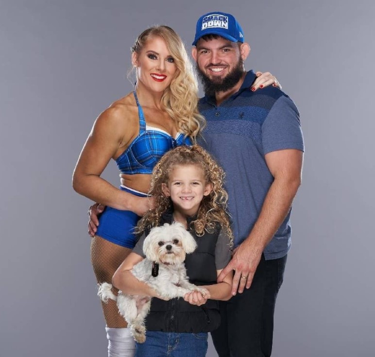 Lacey Evans family