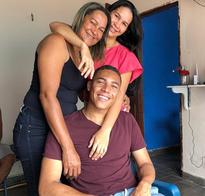 Carlos Vinicius family