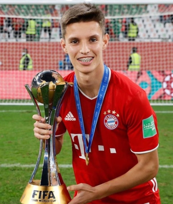 Tiago Dantas Bayern Munich