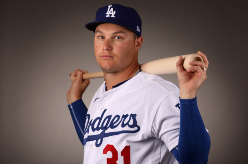 Joc Pederson signed a one-year contract with the Chicago Cubs which includes a mutual option for the 2022 season on 5th February 2021