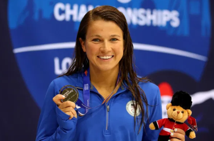 Becca Meyers, American Paralympic swimmer