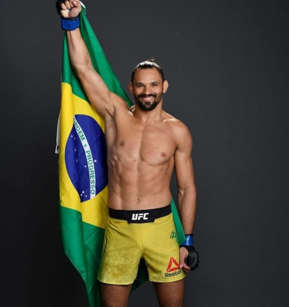 Michael Pereira, Brazilian Professional Mixed Martial Artist