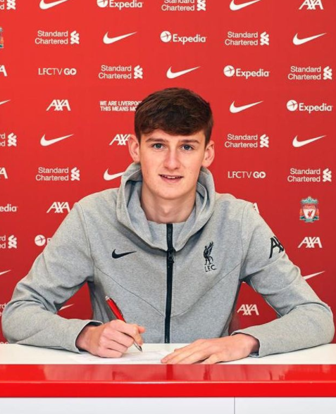 Tyler Morton signing contract with Liverpool