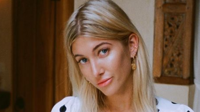 Lauren Bullen Bio, Family, Career, Boyfriend, Net Worth, Measurements