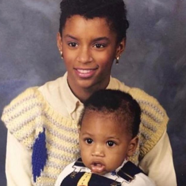 Trey Songz with her mom