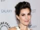 Naked Truth of ‘Arrow’ Star – Carly Pope – Net Worth, Body