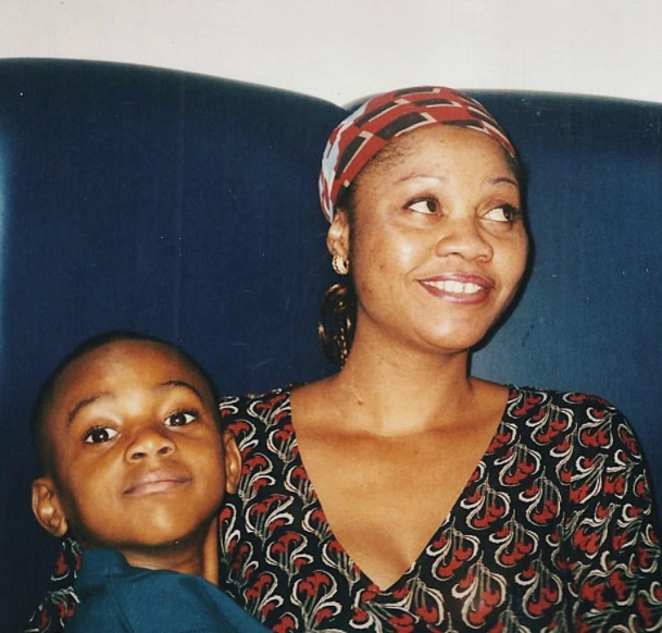 Tosin Adarabioyo and his mom