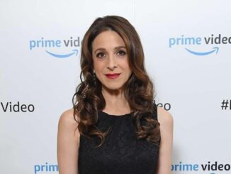 Marin Hinkle's Net Worth, Measurements, Husband, Height