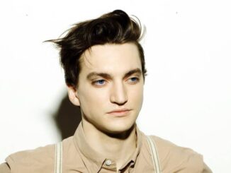 Richard Harmon's Biography - Height, Net Worth, Dating. Gay?