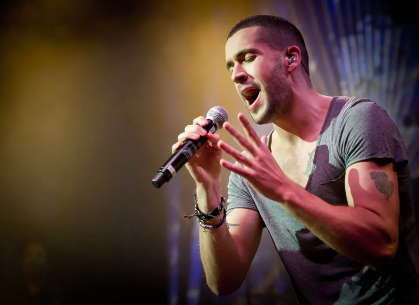 Shayne Ward Singing