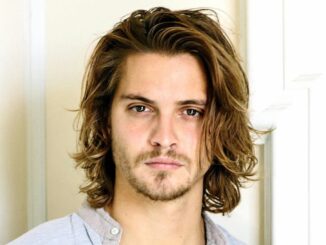 Luke Grimes' Wiki - Net Worth, Wife, Girlfriend – Biography