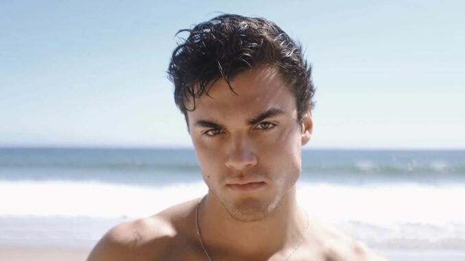 What happened to Ethan Dolan? How old is he? Age, Height