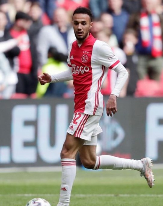 Noussair Mazraoui AJax