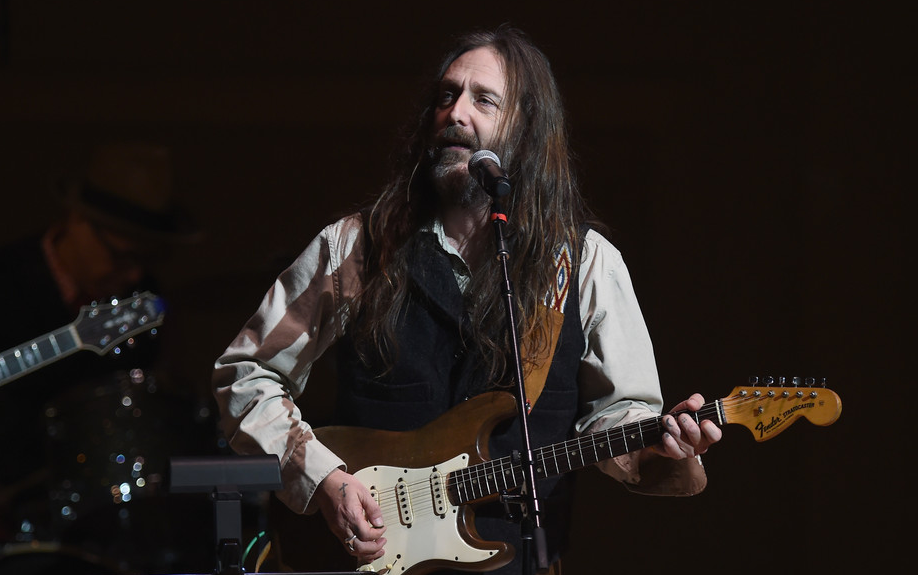 Chris Robinson [Singer]