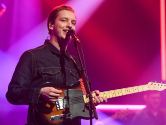 George Ezra - Bio, Net Worth, Girlfriend, Age, Family, Height, Career