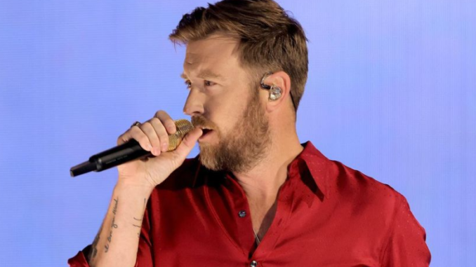 Charles Kelley - Bio, Net Worth, Age, Wife, Family, Height, Career