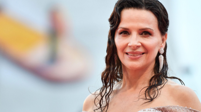 Juliette Binoche - Bio, Net Worth, Age, Husband, Family, Award, Height