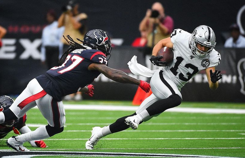 American NFL footballer, Hunter Renfrow