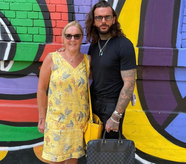 Pete Wicks with his mother Tracy Wicks