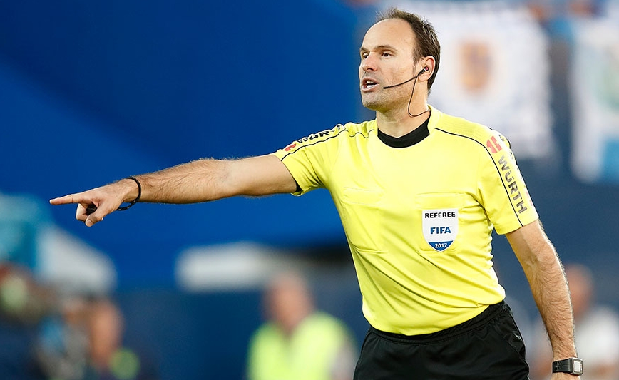 Spanish International Referee, Antonio Mateu Lahoz